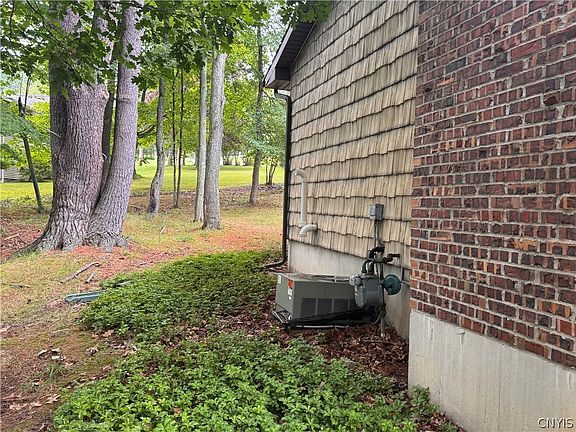 5th image of 2116 W Hamton Rd