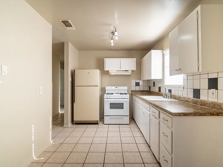 10507 Mount Boracho Dr — Photo 6