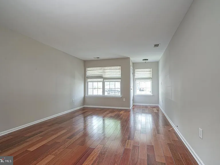 79 Tattersall Dr — Photo 4