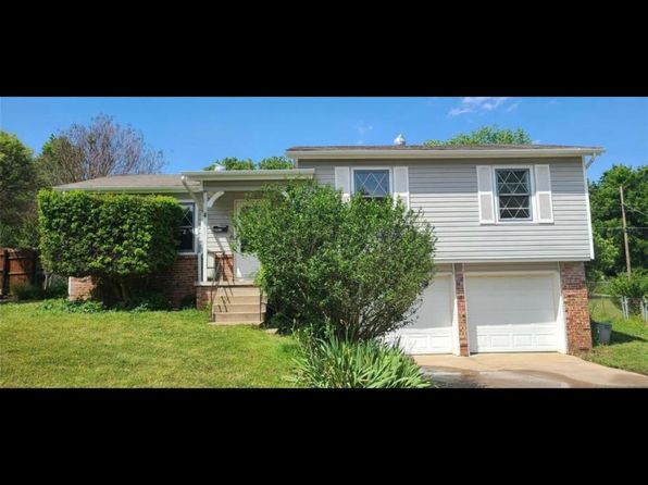 1445 E Denton Ave
