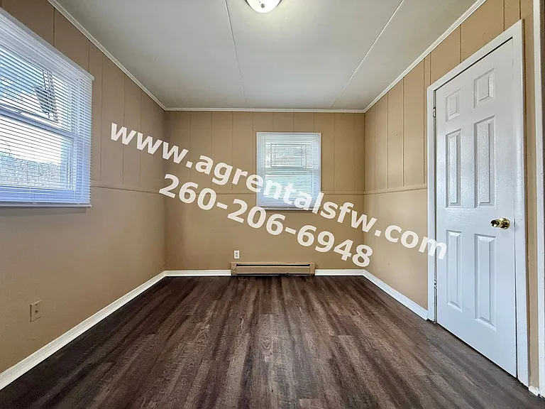 4920 Oliver St — Photo 12