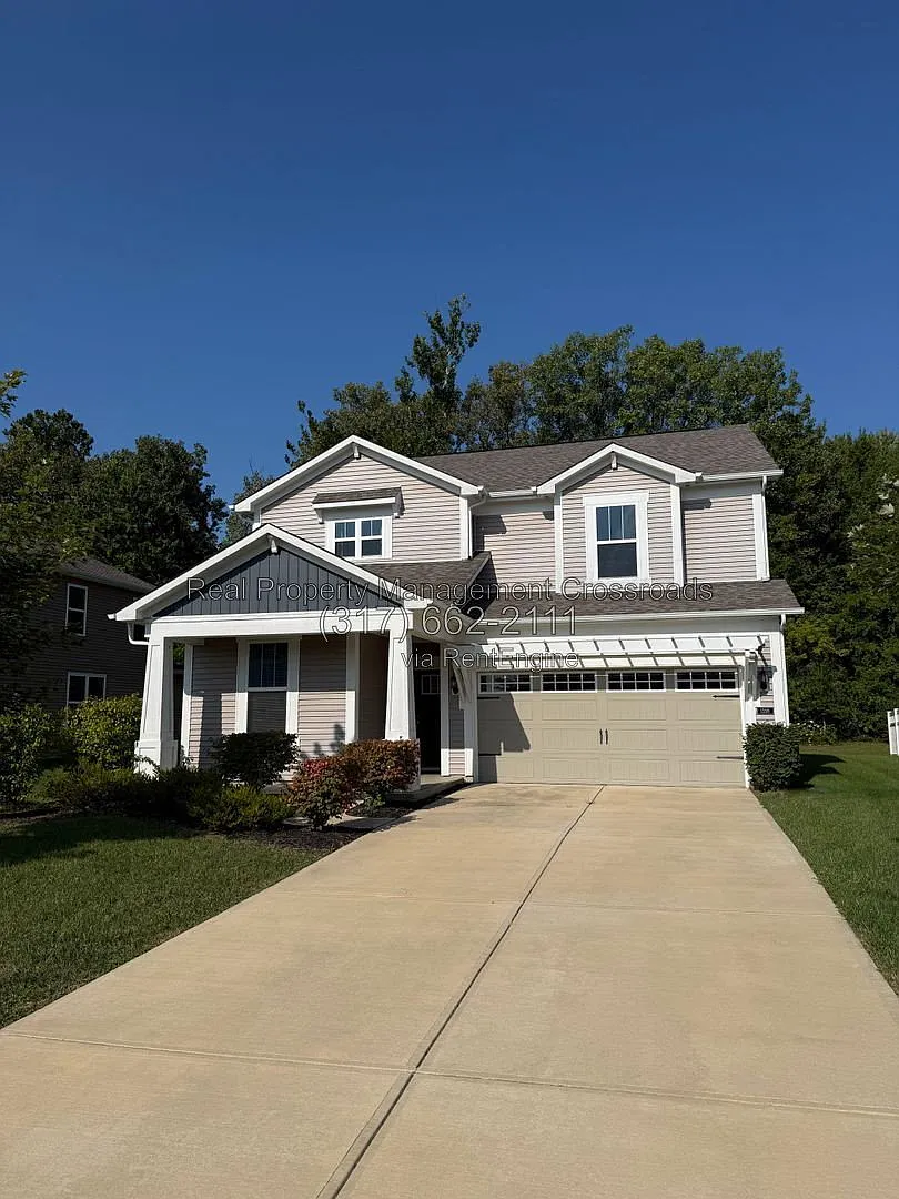 3 bed, 2.5 bath, 2426 sqft, $2,550 — Photo 1