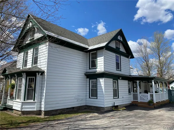 26 Miner Ave, Camden, NY 13316