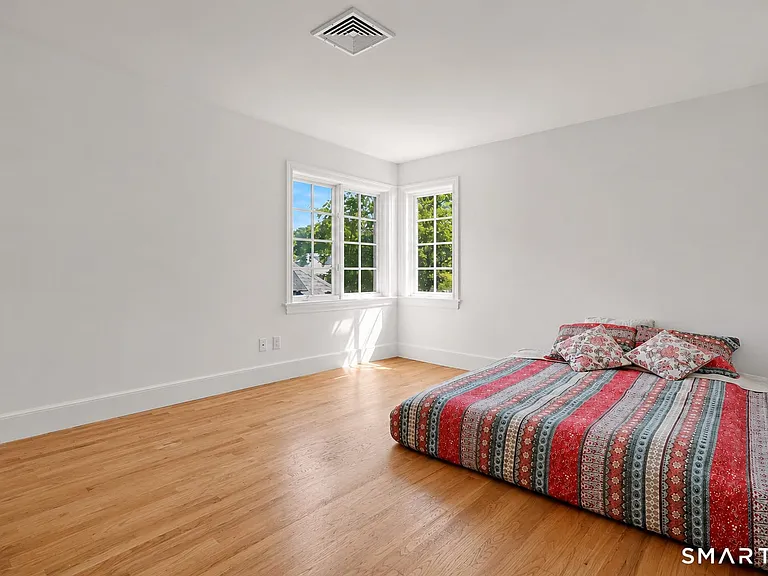 206 Dudley Rd — Photo 22