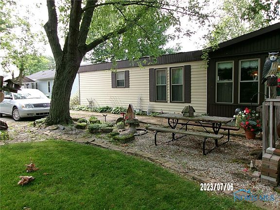 4th image of 9033 W State Route Hwy #163