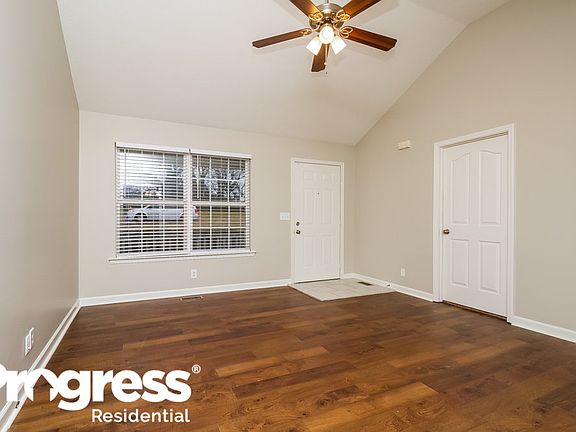 4th image of 1546 River Rock Blvd