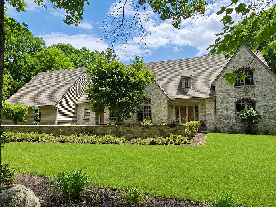 1st image of 63 Ridge Road