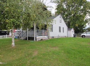 1195 Fuller St, Pontiac, MI 48340