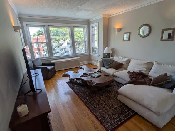 4138 N Troy St APT 2, Chicago, IL 60618