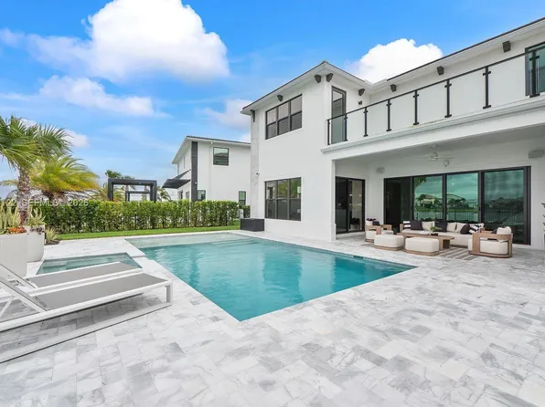 12609 Solana Bay Cir, Palm Beach Gardens, FL 33412