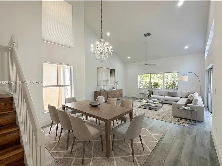 1145 W Lake St — Photo 7