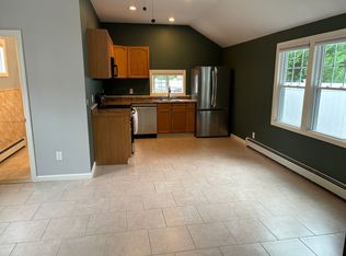 142 Old Country Rd, Melville, NY 11747