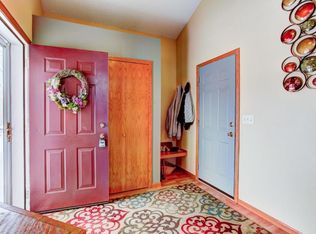 633 Spring Creek Rd S, Red Wing, MN 55066