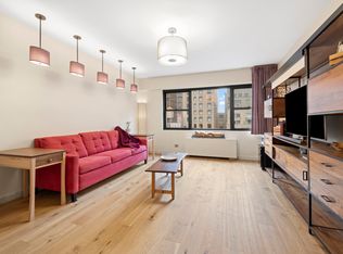 58 W 58th St APT 15B, New York, NY 10019