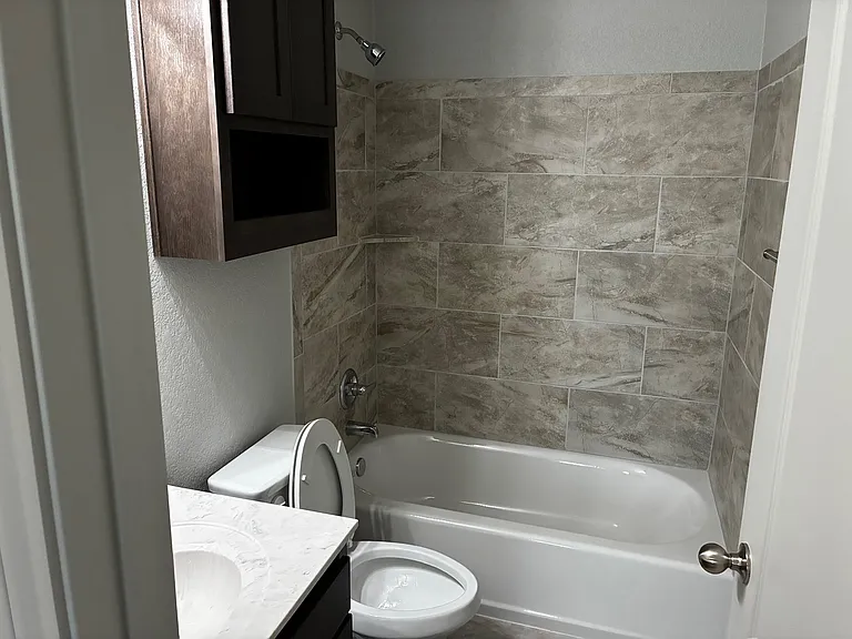 119 Cameron Dr #B — Photo 12