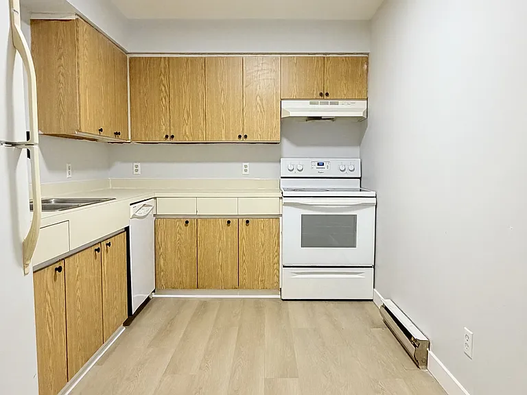 10 Pearl St W #106 — Photo 7
