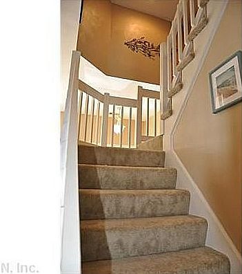 3rd image of 2205 Knorr Ct