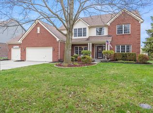 12054 Volcanic Rock Dr, Fishers, IN 46038