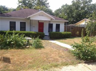 820 Saint Michael St, Gonzales, TX 78629