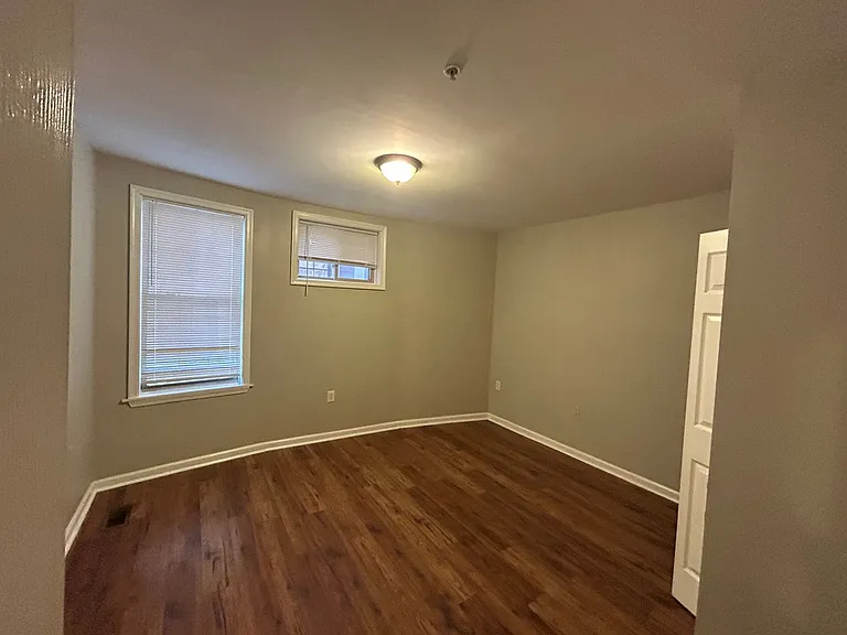 1823 North 33rd Street — Photo 13