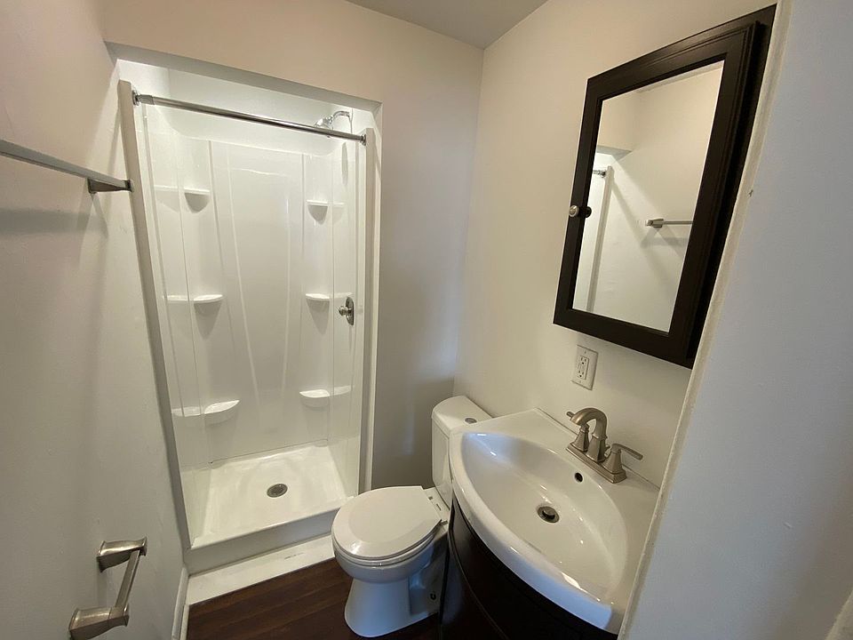 1st image of 226 W 8th Ave #17923070