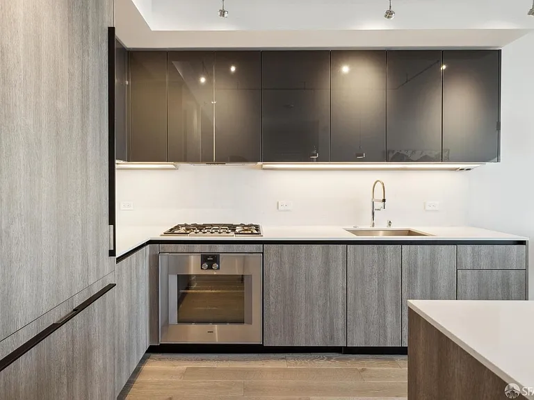201 Folsom St #33D — Photo 19