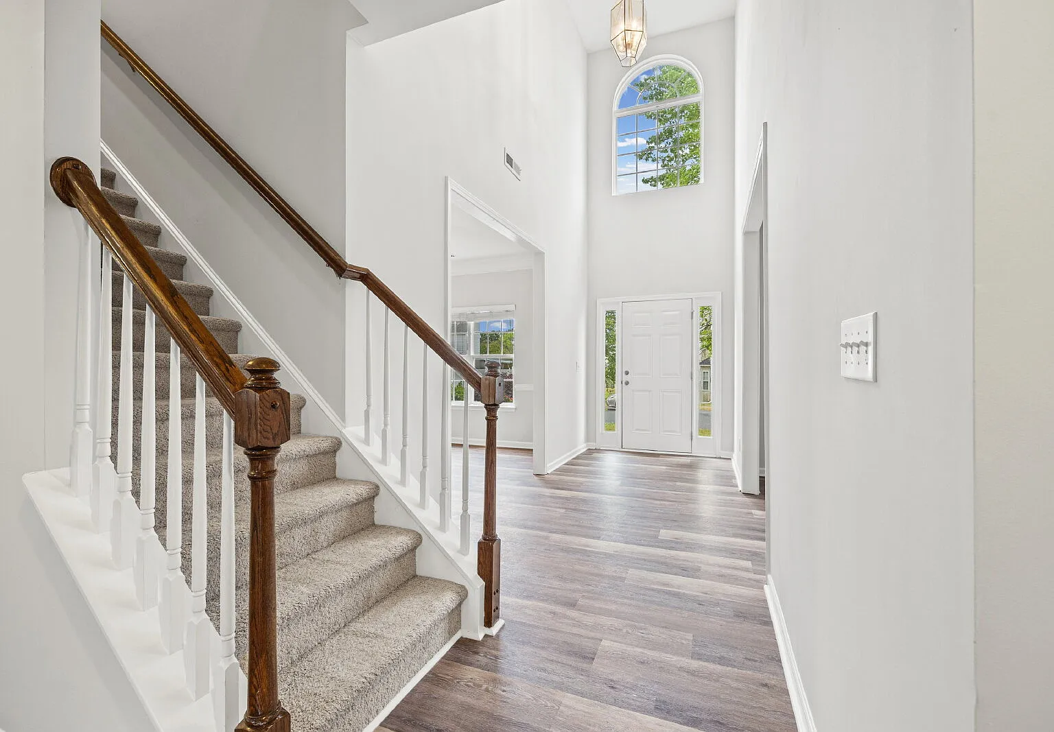 4 bed, 2.5 bath, $2,750 — Photo 3