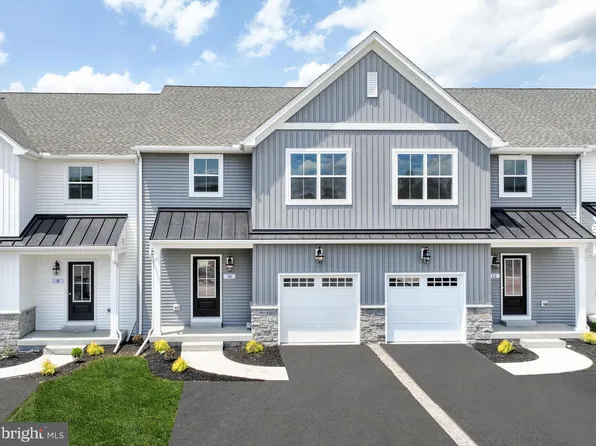 25 Tilghman Trl, Mechanicsburg, PA 17050