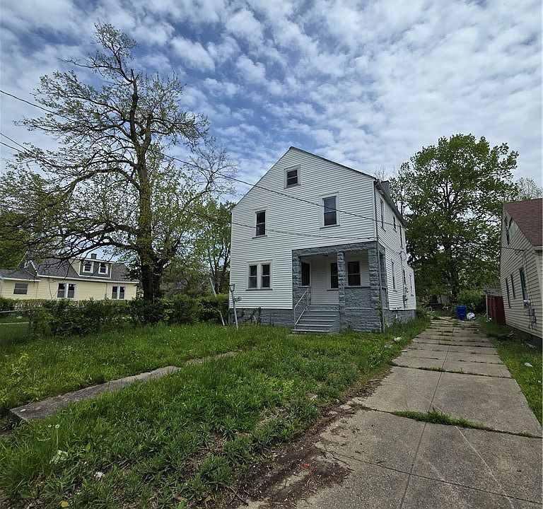 1st image of 4285 E 162nd St