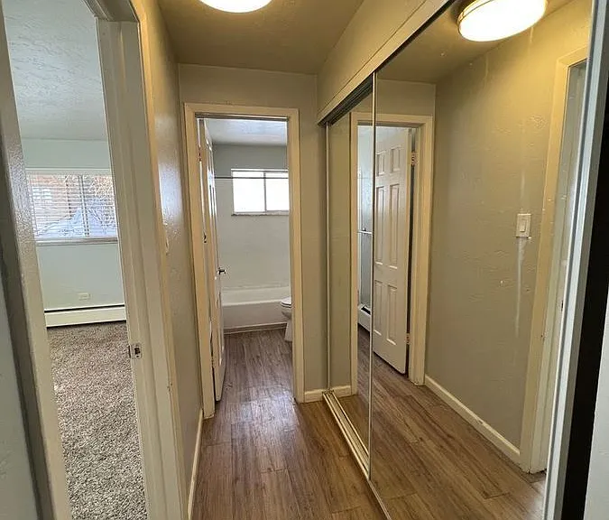 2337 S Locust St #C — Photo 8