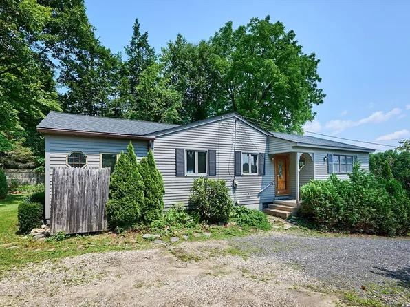 820 N King St, Northampton, MA 01060