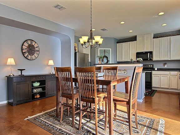 Lovely dining room area