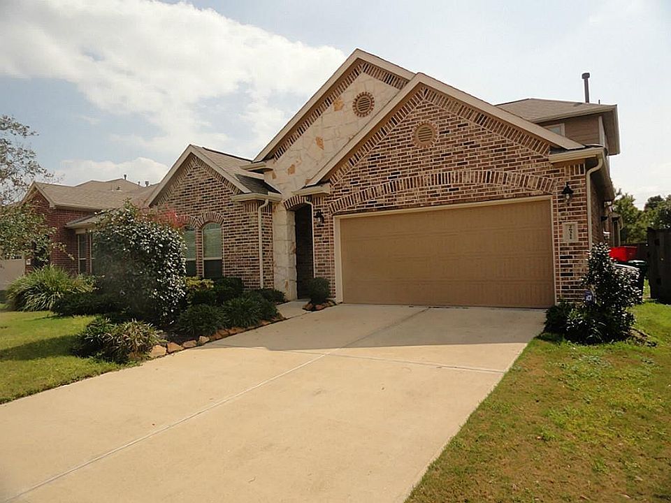 1st image of 26311 Cedar Pine Dr