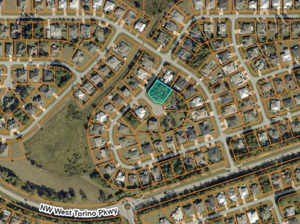 6211 NW Diana Court, Port St Lucie, FL 34986