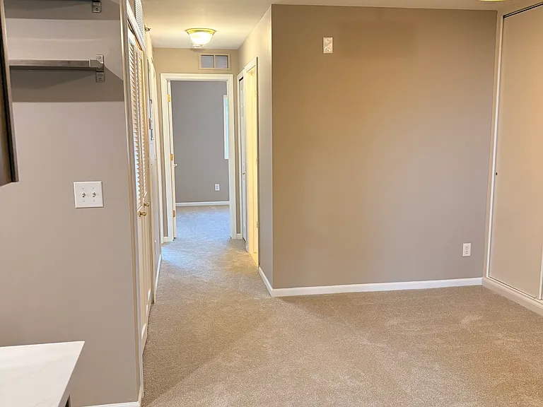 1159 Beaver Run #22 — Photo 2