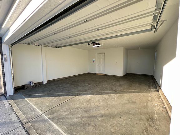 4th image of 7326 Glen Park Way