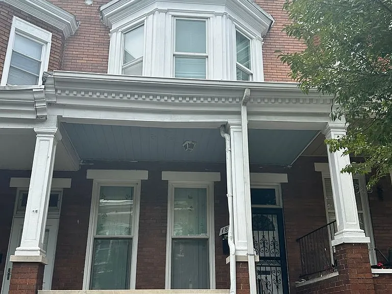 1820 Ruxton Ave — Photo 1
