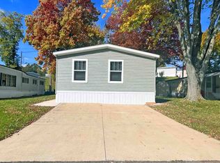 7055 Quarry Rd #201, Amherst, OH 44001