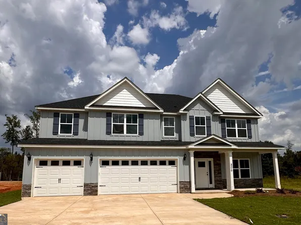 806 Harley Farms Dr, Bonaire, GA 31005