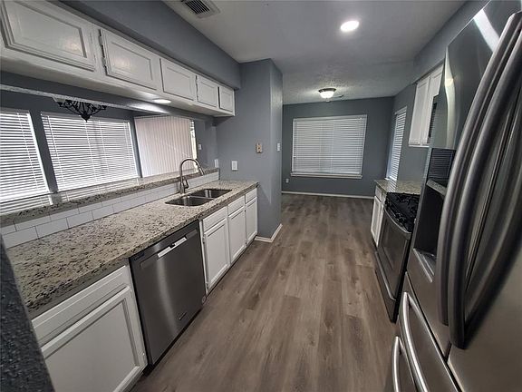 4th image of 22110 Lakeland Gardens Ct