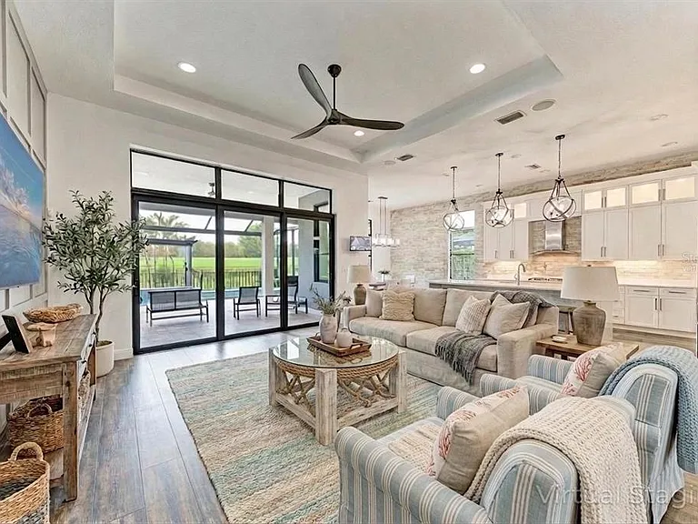 8969 Bernini Pl — Photo 9