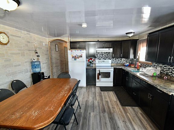 4th image of 553065 Range Road 134