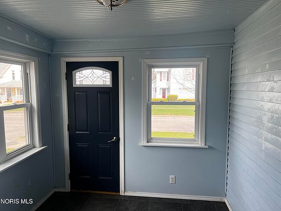 3rd image of 203 E Perrin Ave