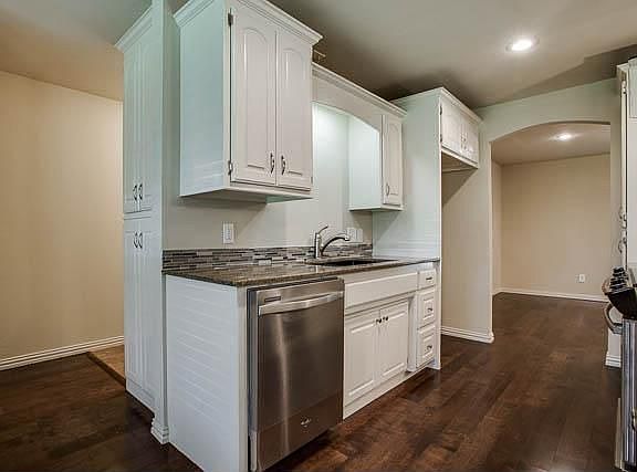 5th image of 6224 Price Dr