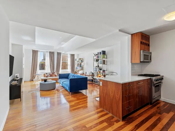 88 Greenwich St APT 2009, New York, NY 10006