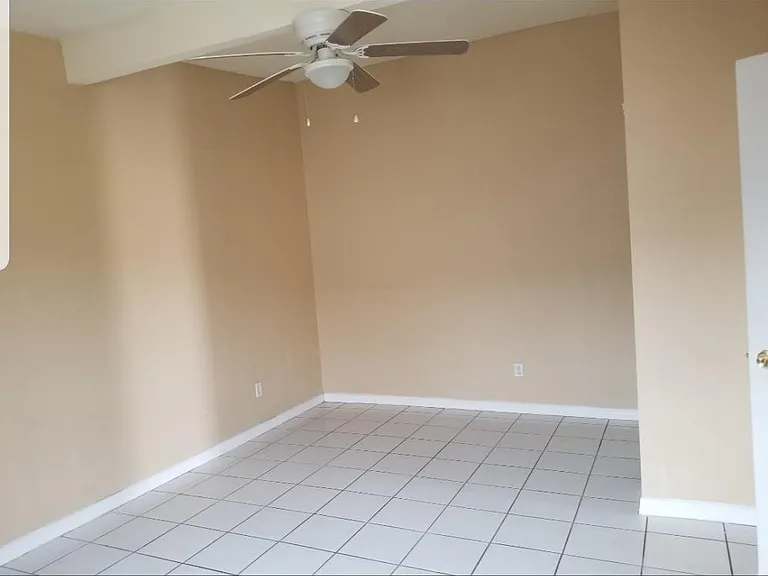10976 E Burt Rd #B — Photo 8