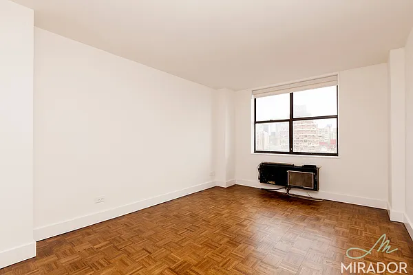 Rented by Mirador Real Estate | media 48