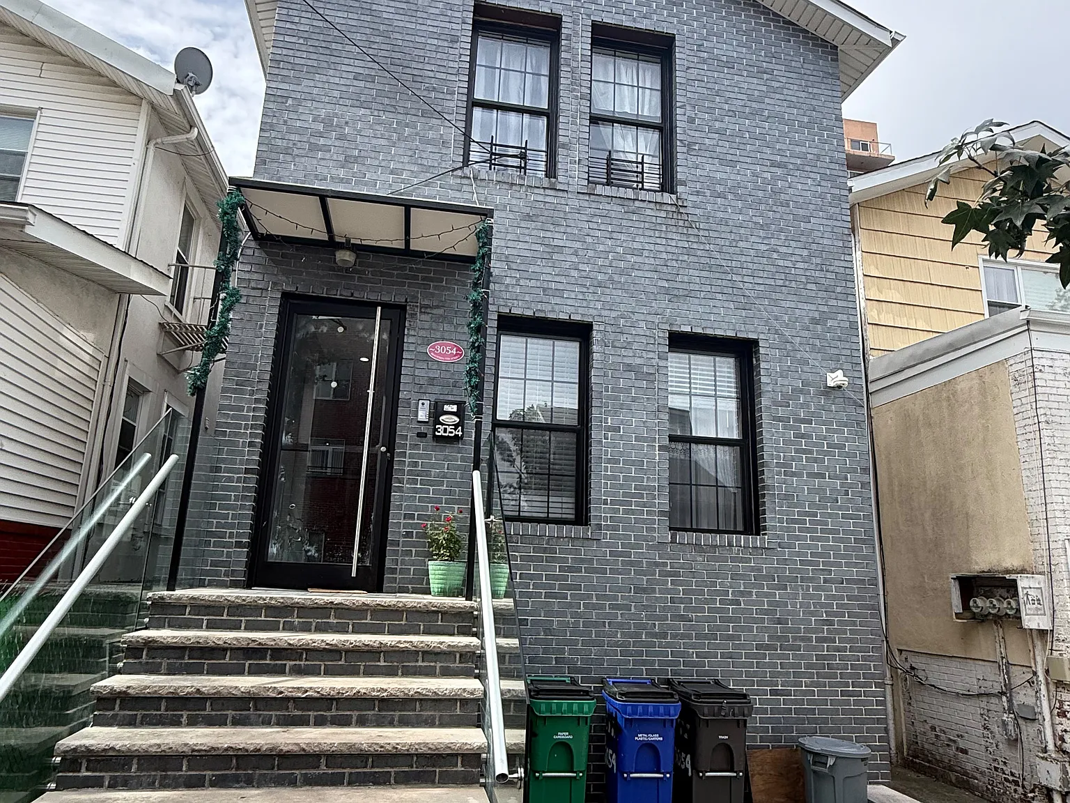 Brighton 7 St, Brooklyn — Photo 1