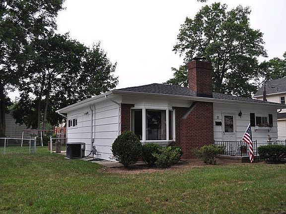 2nd image of 21 Kings Pkwy