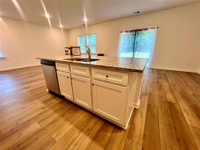 683 Evergreen Rd — Photo 21